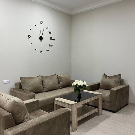 Appartement In Erevan Esterno foto